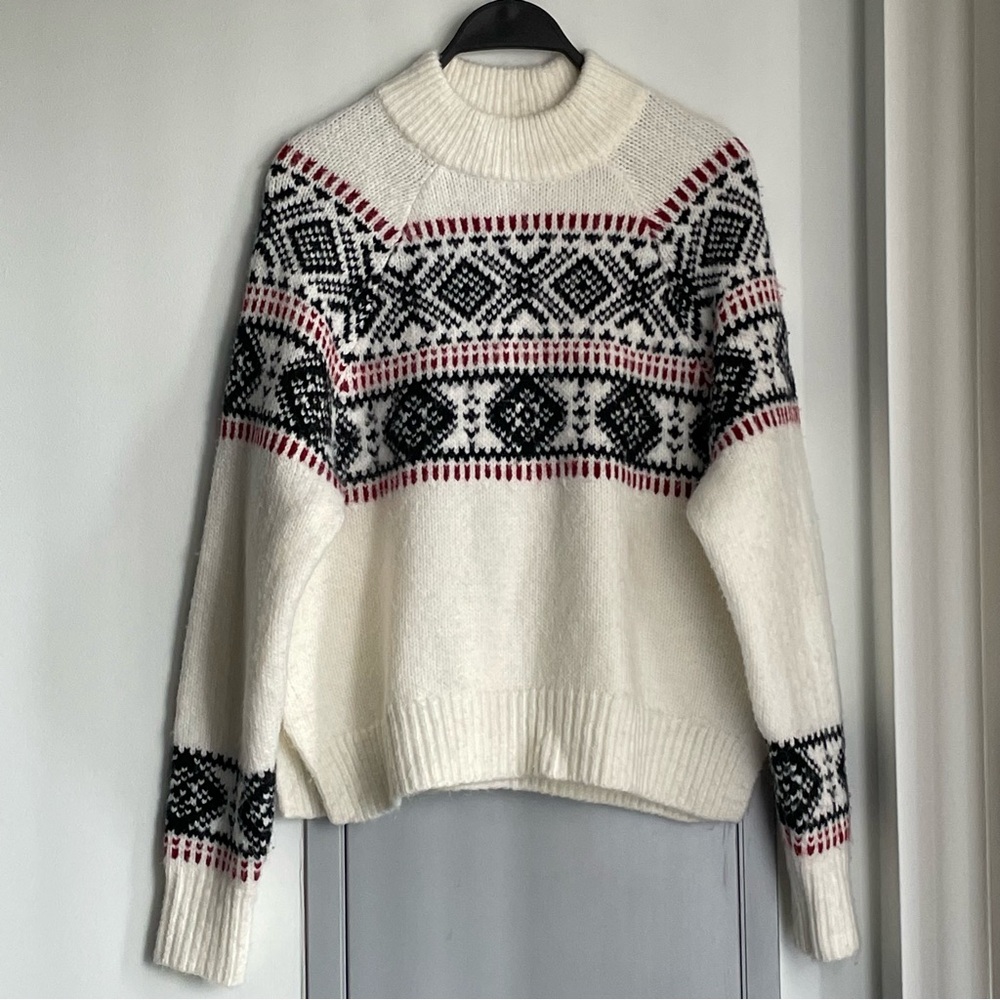 ABERCROMBIE & FITCH Fair Isle White Sweater